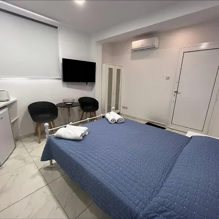 Jacks Apartment Paphos Extérieur photo