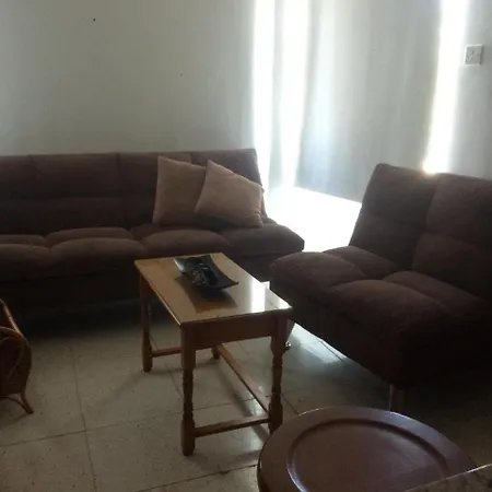 Jacks Apartment Paphos Extérieur photo